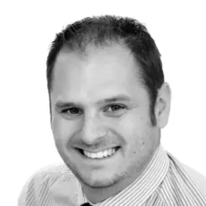 shoulder height image of alan endersby