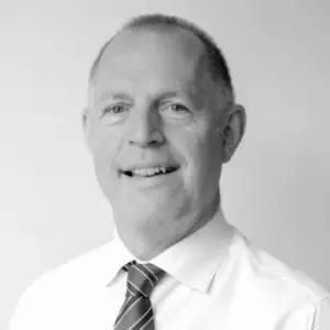 shoulder height image of andrew manderfield