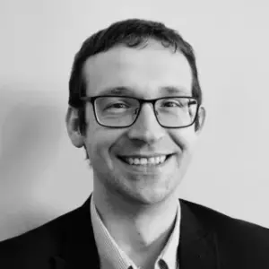 shoulder height photo of Henry Abell