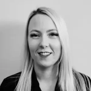 Shoulder height photo for Catherine Clifton